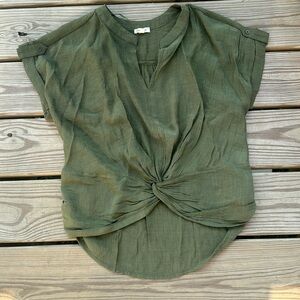 🍍LILIY WHITE TOP🍍sz large